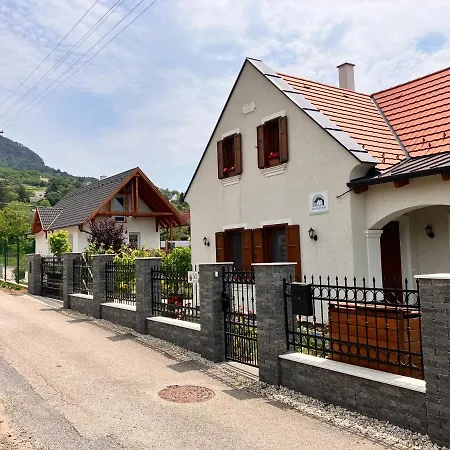 Appartamento Annapartman Badacsonytördemic